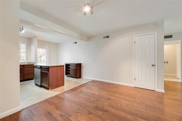 5109 Cedar Springs - Photo 3