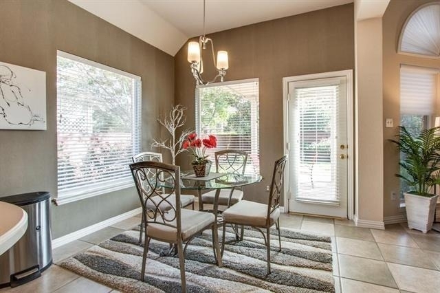 4636 Skyline Drive - Photo 9