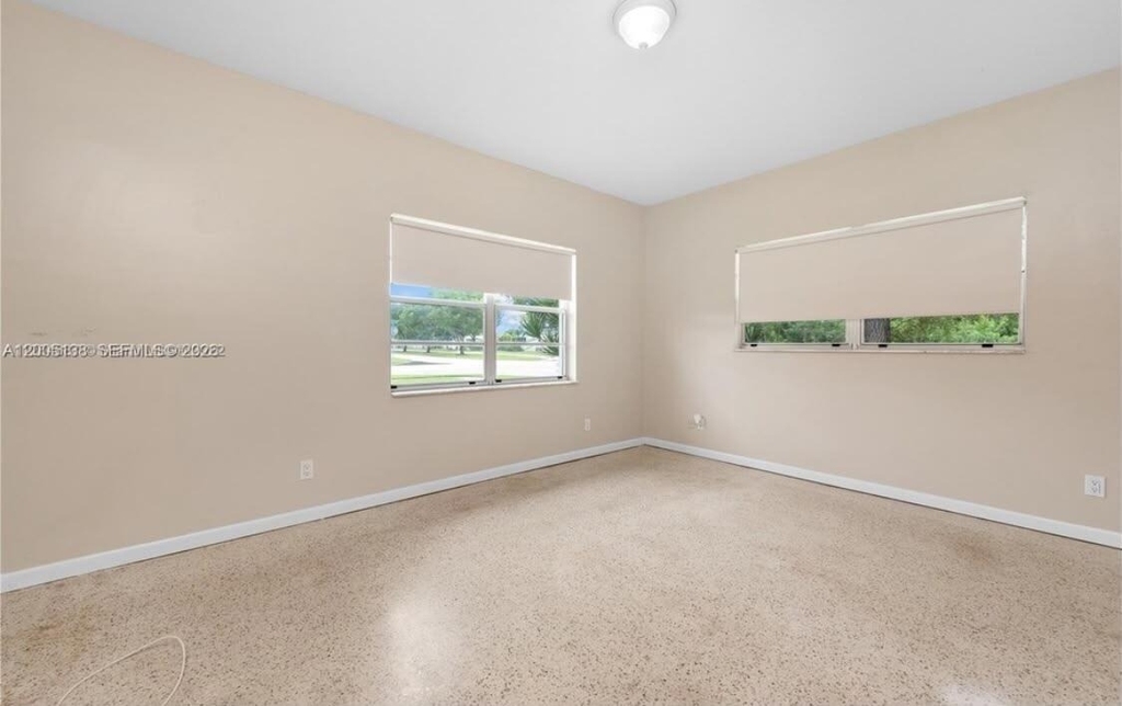 640 Sw 5th Avenue - Photo 4
