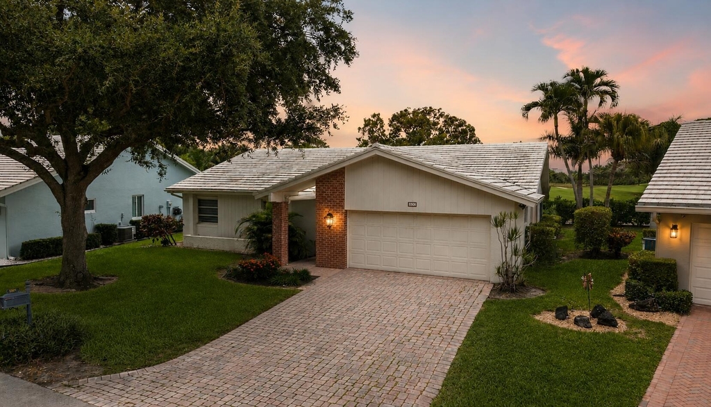 5557 N Cameo Drive N - Photo 5