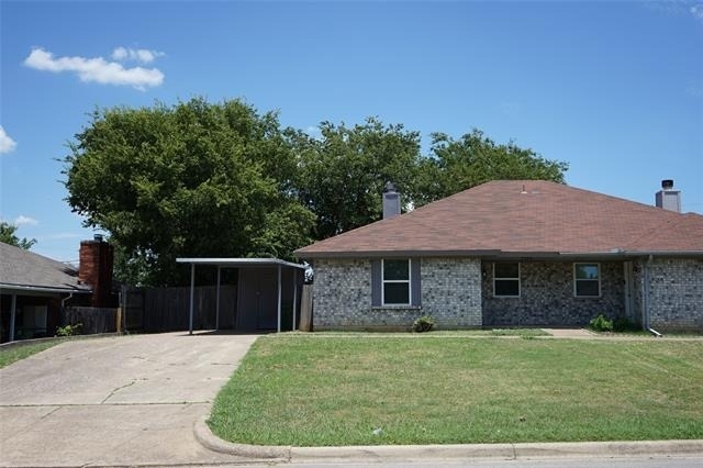 7729 Brandi Place - Photo 0