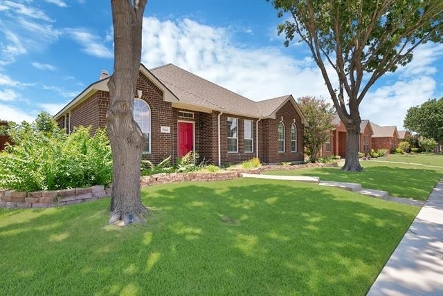1532 Brandywine Drive - Photo 1