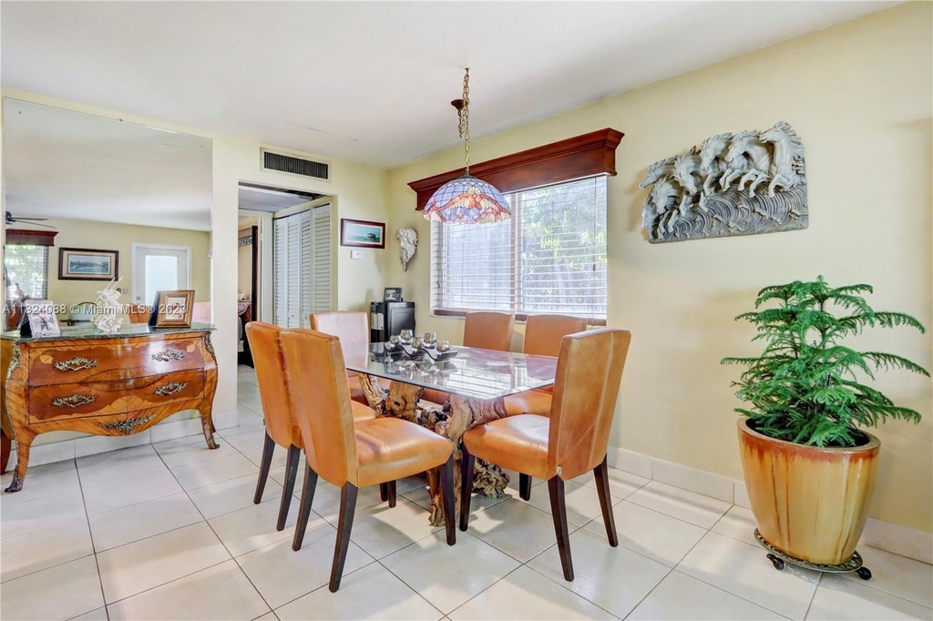 694 Brittany Park - Photo 7