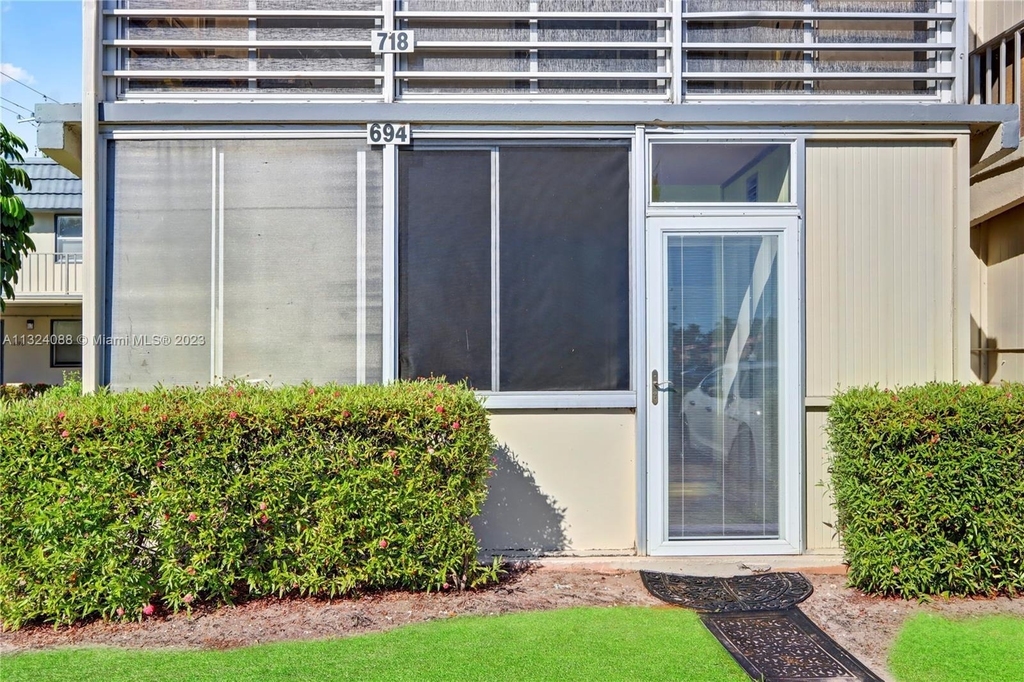 694 Brittany Park - Photo 18