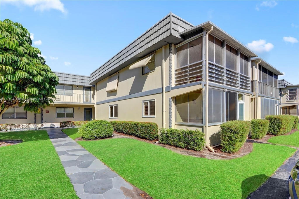 694 Brittany Park - Photo 17