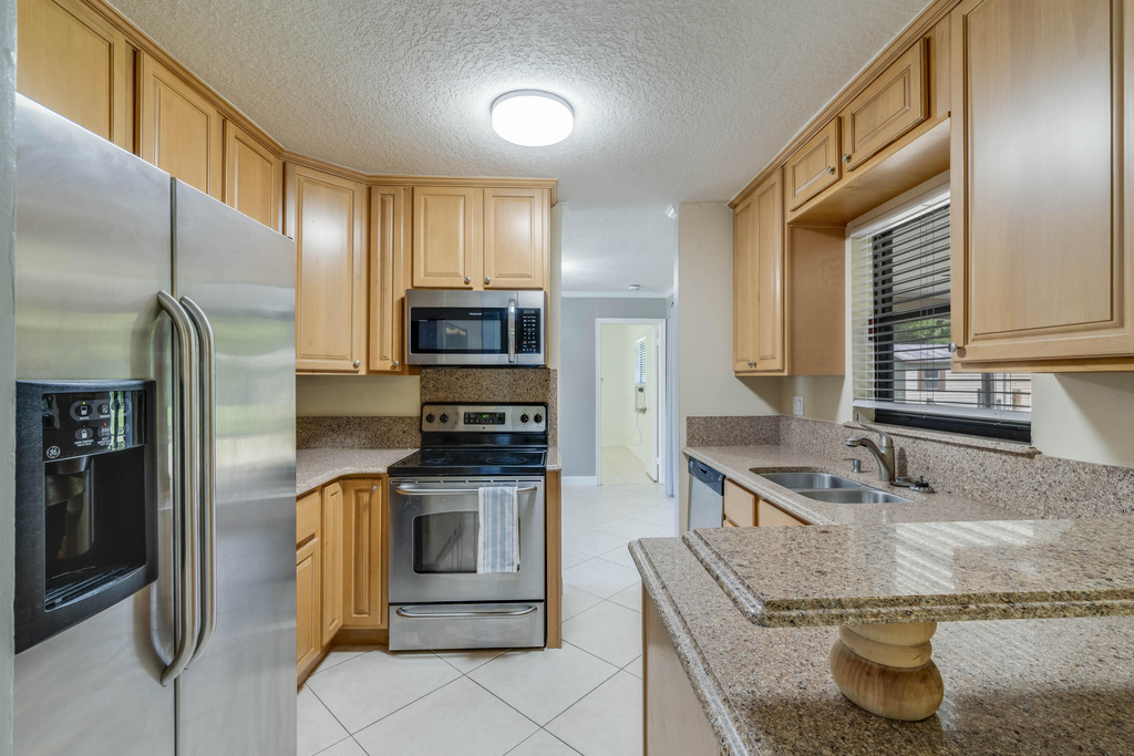 7107 181st Street N - Photo 9