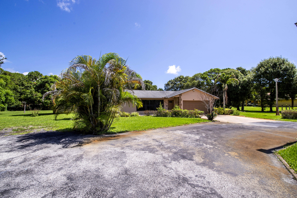 7107 181st Street N - Photo 26