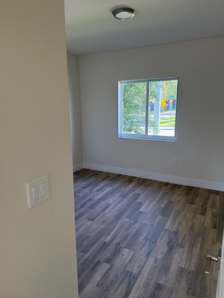 2999 Nw 9th Street - Photo 7
