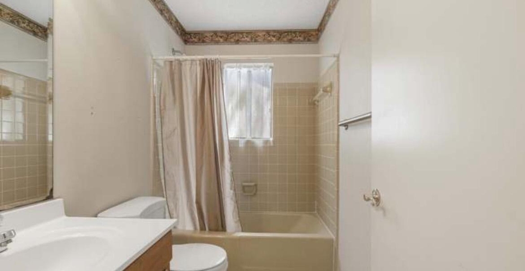 815 Jupiter Street - Photo 4