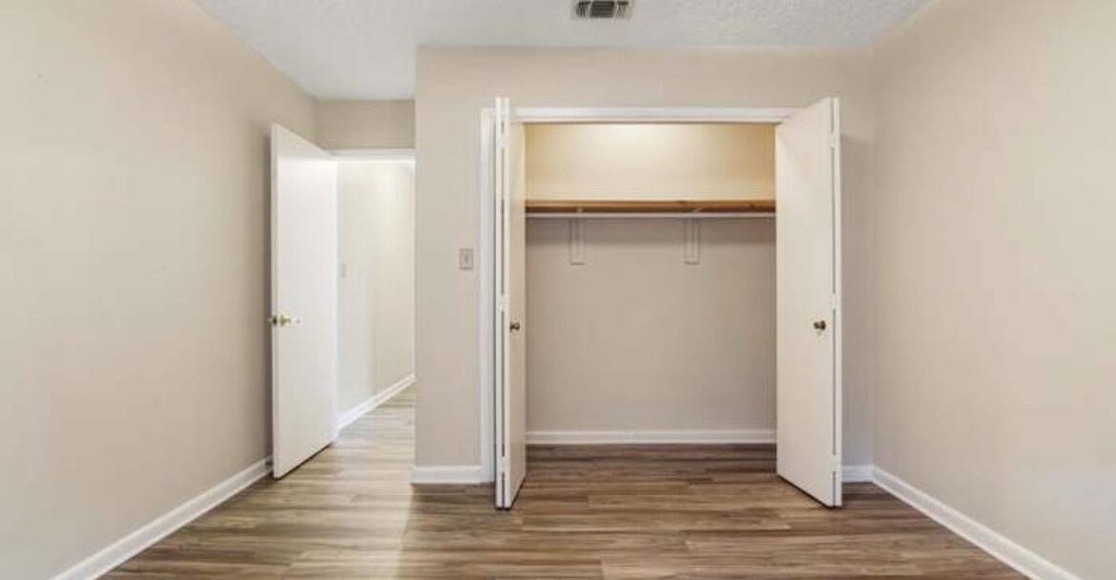 815 Jupiter Street - Photo 8