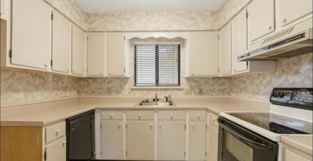 815 Jupiter Street - Photo 3