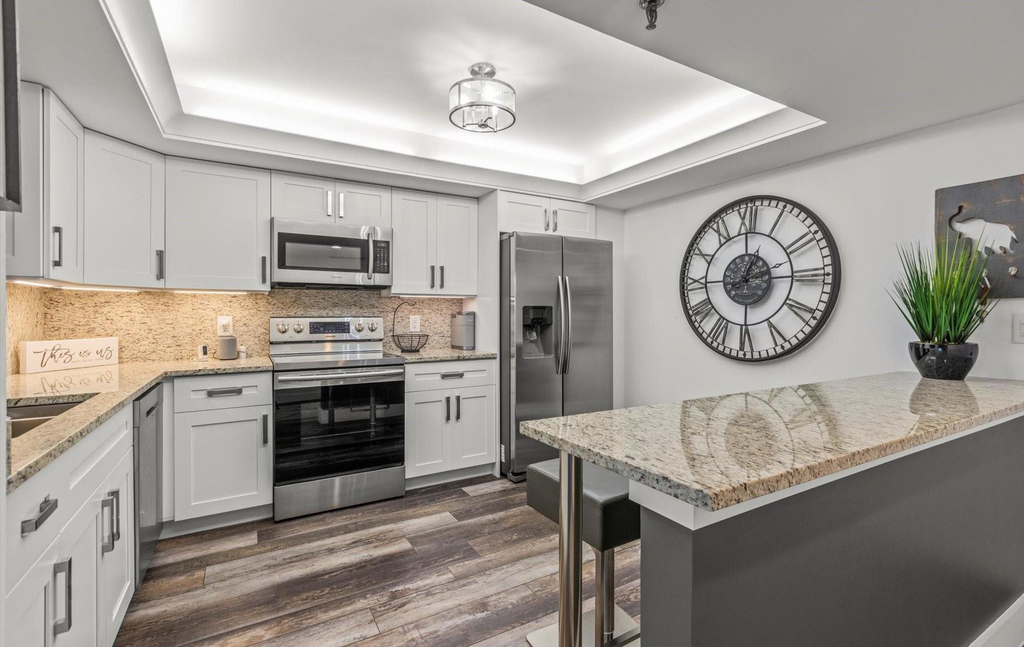 2900 Ne 14th Street Causeway - Photo 9