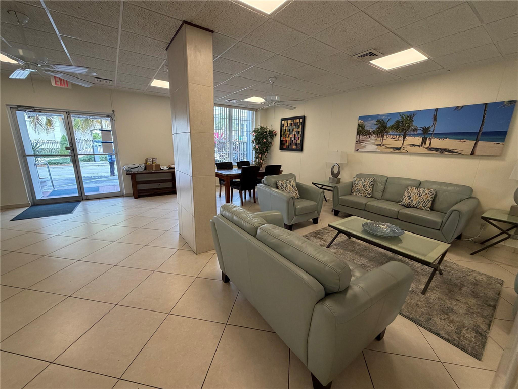 3000 Riomar Street - Photo 16