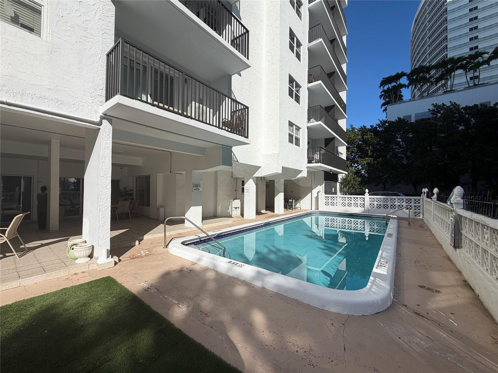 3000 Riomar Street - Photo 21