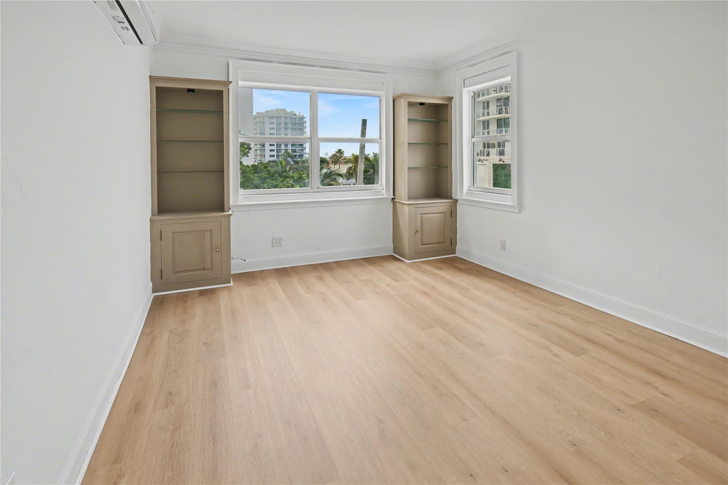 3000 Riomar Street - Photo 7