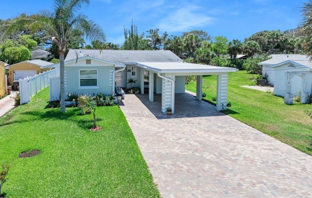 336 Seaview Avenue - Photo 0