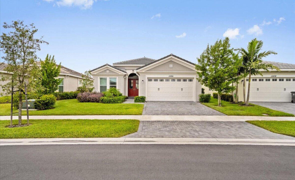 15684 Goldfinch Circle - Photo 0