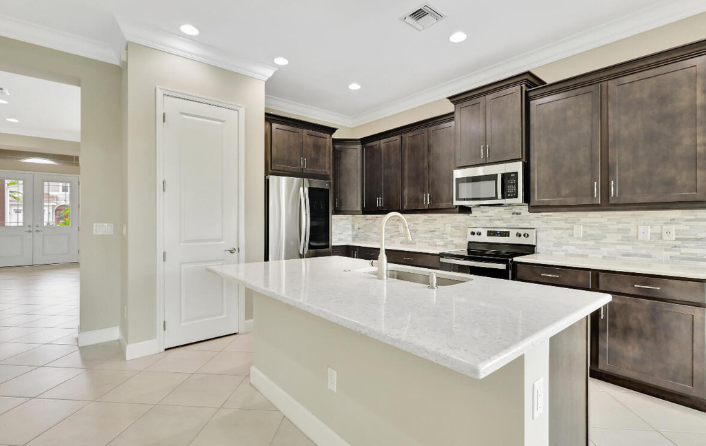 15684 Goldfinch Circle - Photo 10