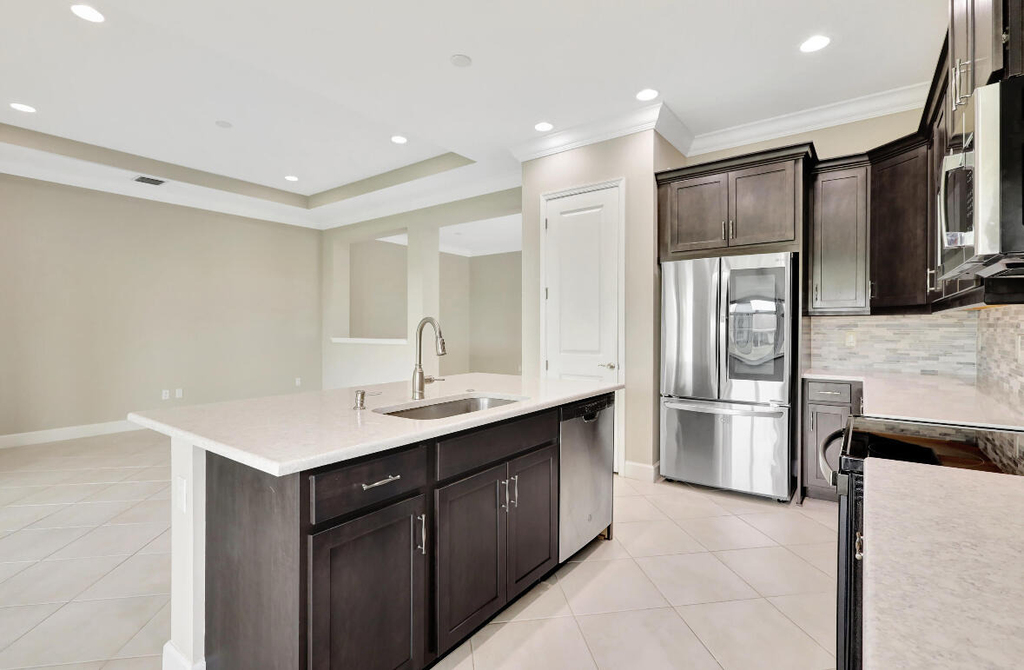 15684 Goldfinch Circle - Photo 11