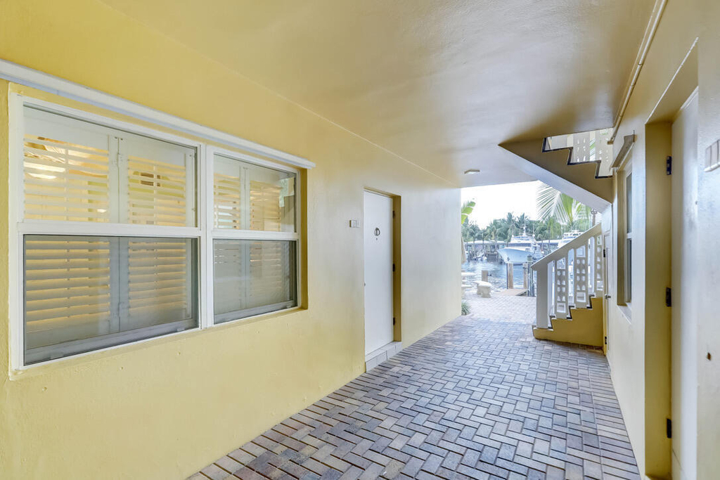 815 Middle River Drive - Photo 33
