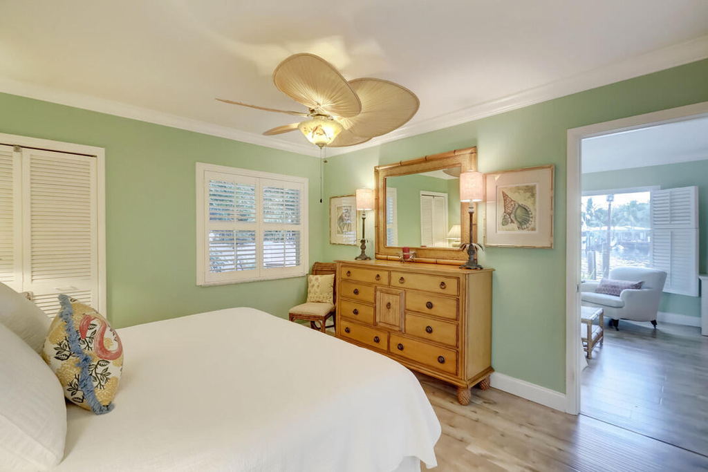 815 Middle River Drive - Photo 9
