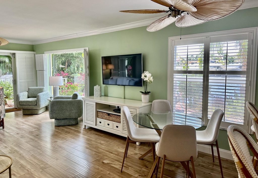 815 Middle River Drive - Photo 1