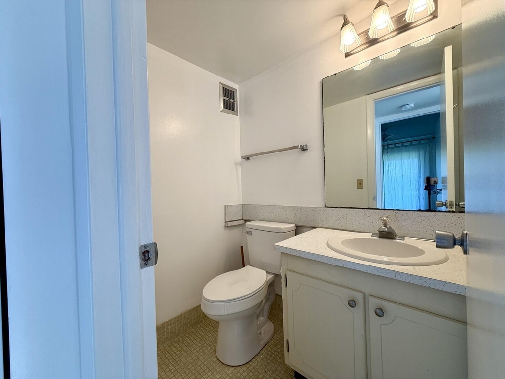 9 Hastings A - Photo 5