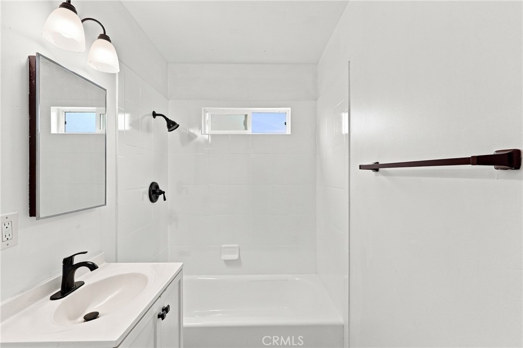 219 W Riggin - Photo 25