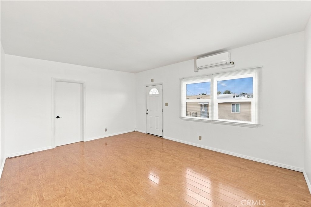 219 W Riggin - Photo 7