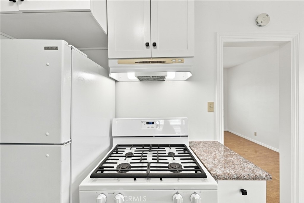 219 W Riggin - Photo 14