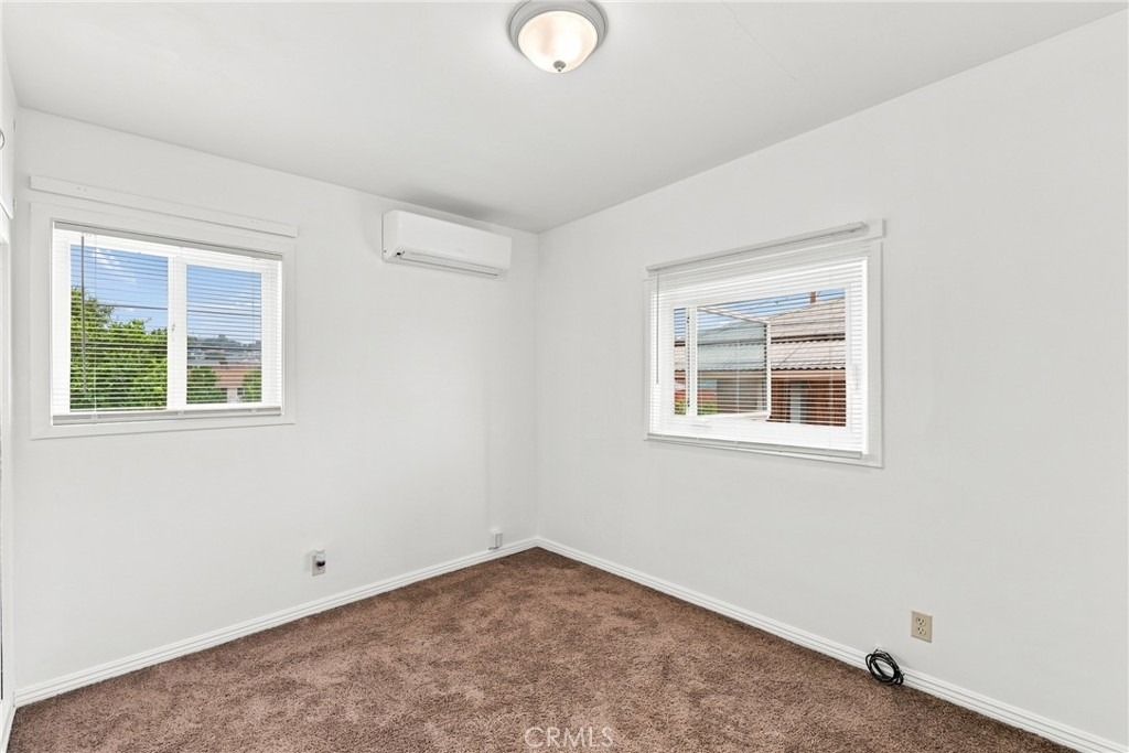 219 W Riggin - Photo 22