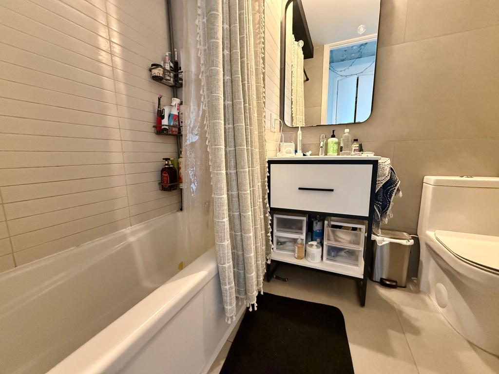 815 Flatbush Avenue - Photo 3