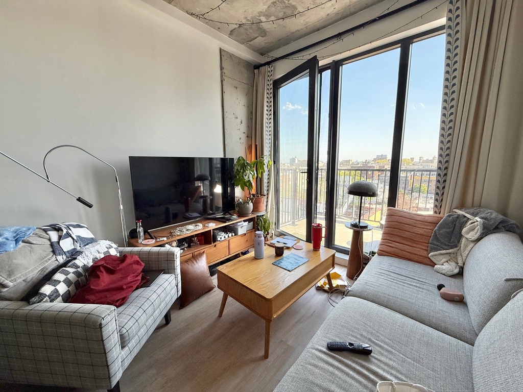 815 Flatbush Avenue - Photo 5
