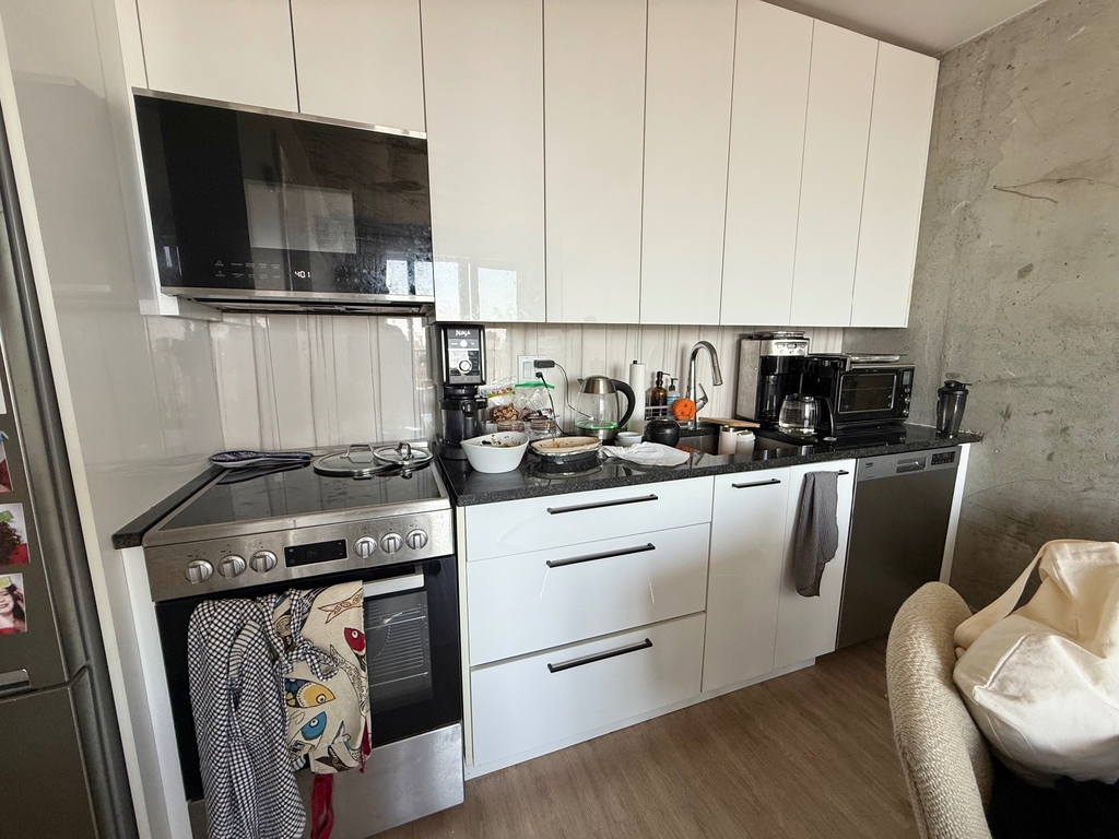 815 Flatbush Avenue - Photo 4