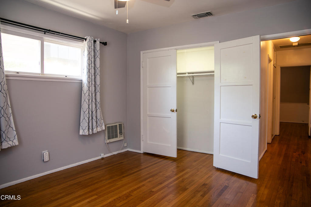 7601 Flight Avenue - Photo 20