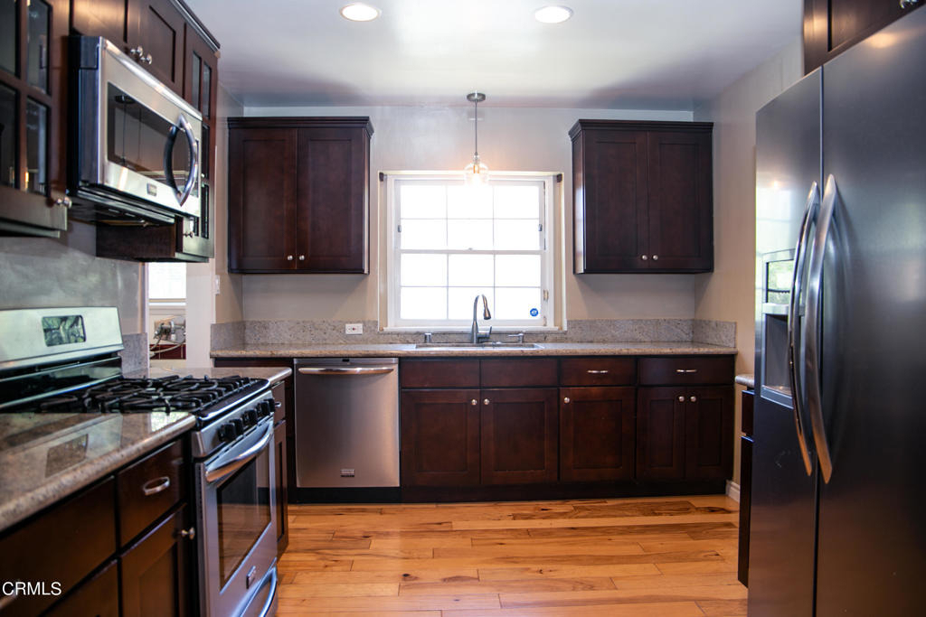 7601 Flight Avenue - Photo 9