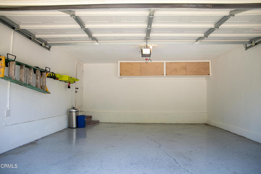 7601 Flight Avenue - Photo 26