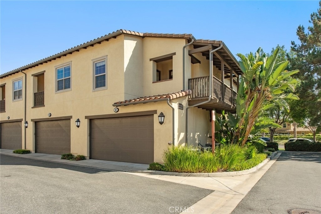 101 Towngate - Photo 2