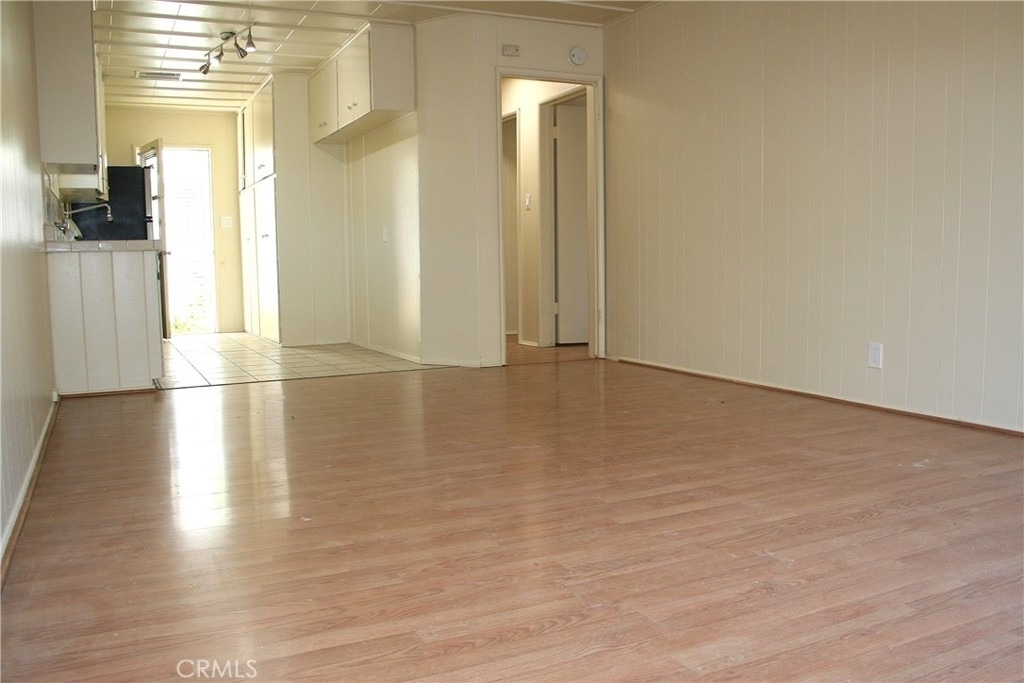 19154 Beach Boulevard - Photo 2