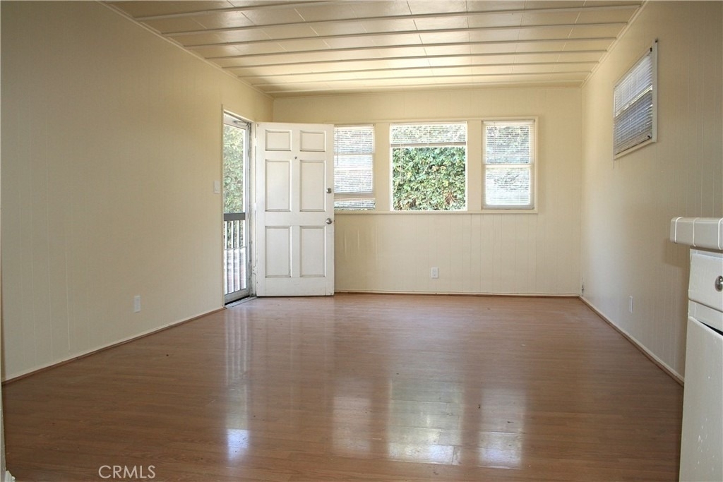 19154 Beach Boulevard - Photo 3