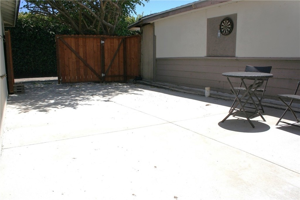 19154 Beach Boulevard - Photo 14