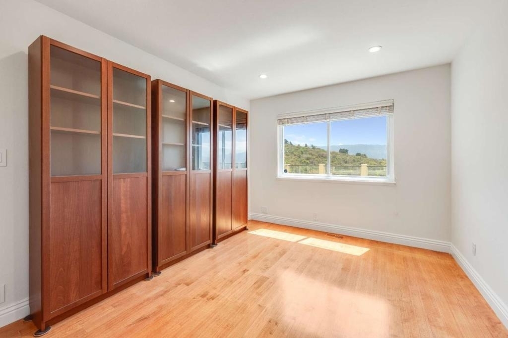 208 Crestview Drive - Photo 30