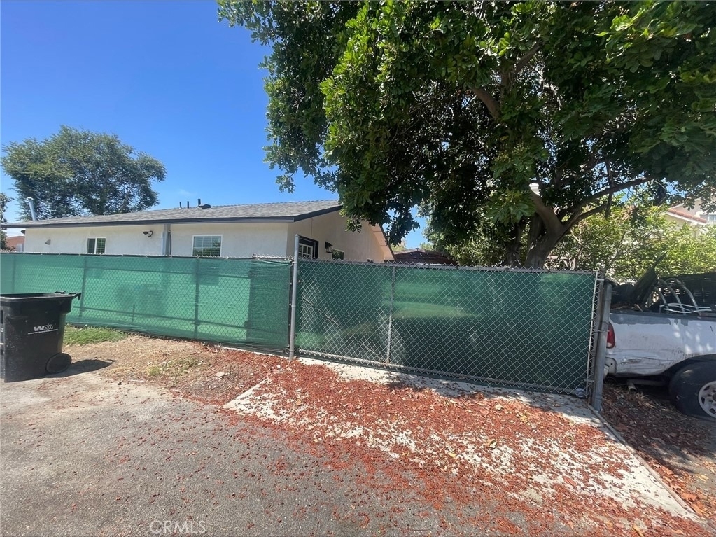 4532 Walnut - Photo 1