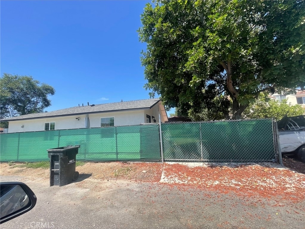 4532 Walnut - Photo 0