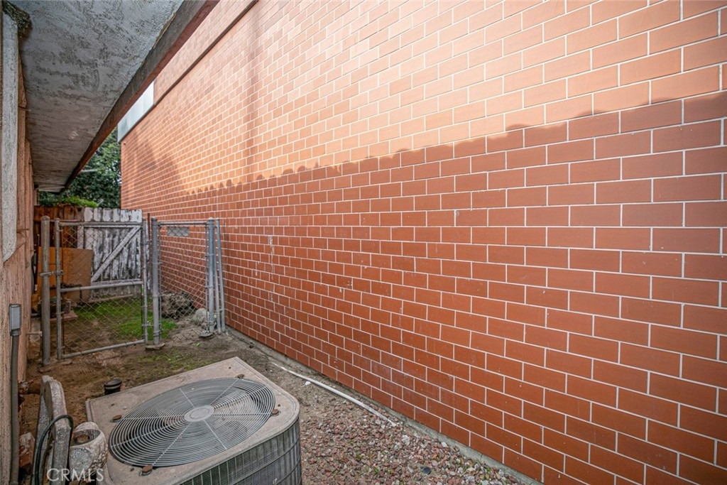 208 S Louise Street - Photo 33