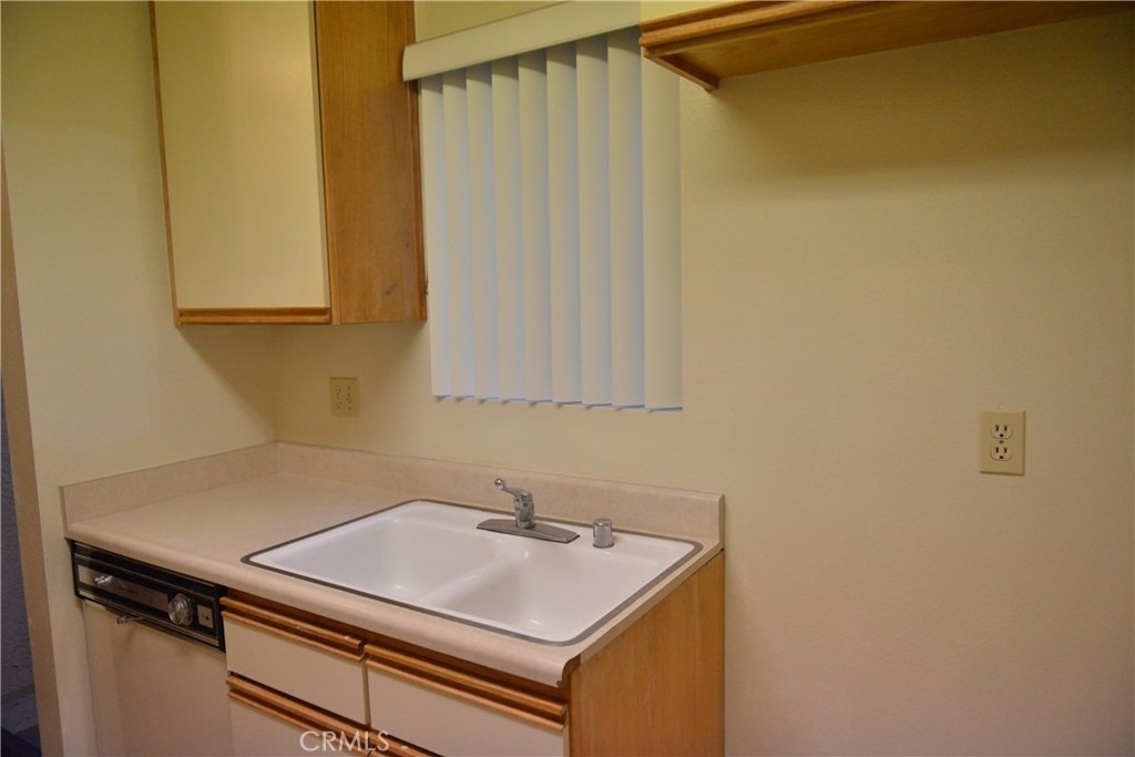 410 Milford Street - Photo 5