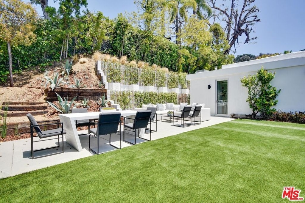 8908 Alto Cedro Drive - Photo 35