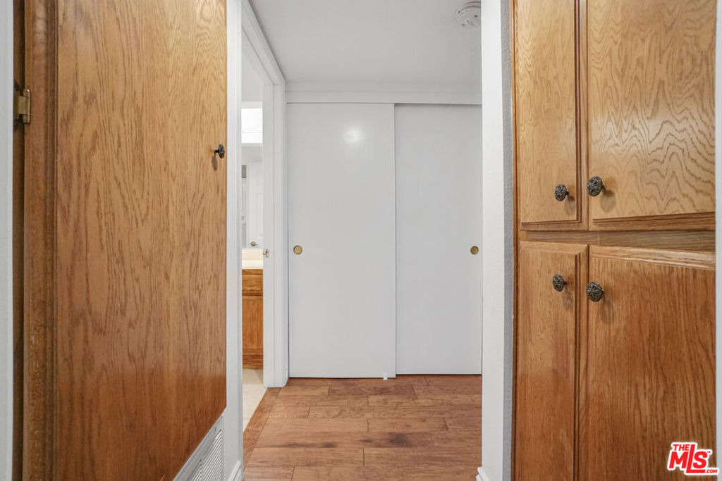 8512 Tuscany Avenue - Photo 18