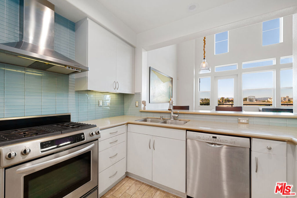7100 Playa Vista Drive - Photo 7