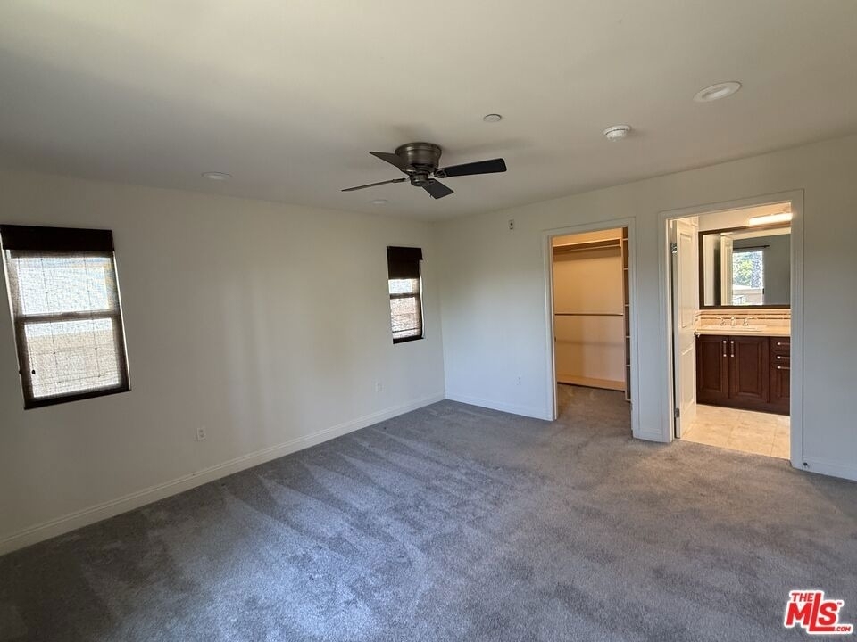 5401 Morella Avenue - Photo 10
